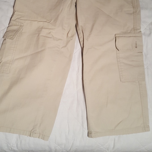 Capri pants - Picture 6 of 6